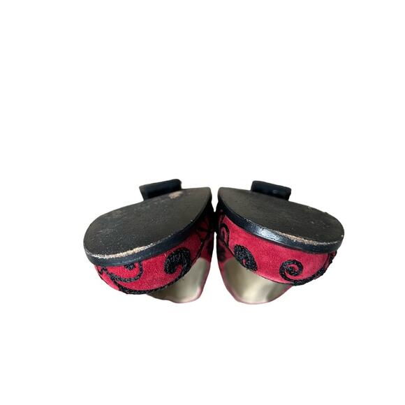 YSL Yves Saint Laurent Red Embroidery Black Suede Pump Heels Size 6 - Picture 8 of 10